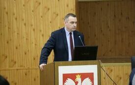 Głos zabiera kierownik Wydziału Organizacyjnego Robert Suchanek