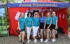 Silna delegacja z Powiatu Włoszczowskiego  na XXIV Dożynkach Wojew&oacute;dzkich w Tokarni 4