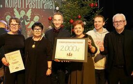 Fabryka Bzu z Włoszczowy najlepszym zespołem wokalnym na Świętokrzyskim Przeglądzie Kolęd i Pastorałek 14