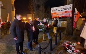 Pierwsze Powiatowe Obchody Narodowego Dnia Pamięci Żołnierzy Armii Krajowej we Włoszczowie 14