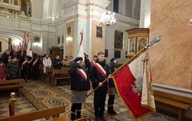 Pierwsze Powiatowe Obchody Narodowego Dnia Pamięci Żołnierzy Armii Krajowej we Włoszczowie 31