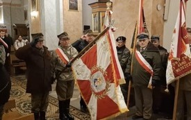 Pierwsze Powiatowe Obchody Narodowego Dnia Pamięci Żołnierzy Armii Krajowej we Włoszczowie 35