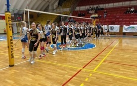 Udział drużyny siatkarek z Włoszczowy w Mistrzostwach Polski Juniorek Młodszych w Stalowej Woli 7