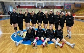 Udział drużyny siatkarek z Włoszczowy w Mistrzostwach Polski Juniorek Młodszych w Stalowej Woli 8