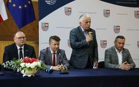 Głos zabiera Przewodniczący Rady Powiatu Zbigniew Matyśkiewicz