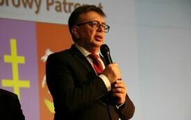 Głos zabiera Starosta Włoszczowski Dariusz Czechowski
