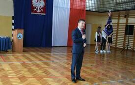 Uczniowie zakończyli rok szkolny  42
