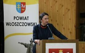 Seniorzy z powiatu włoszczowskiego uczestniczyli w spotkaniu edukacyjnym dotyczącym zagrożeń dla os&oacute;b starszych 16