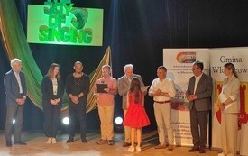 Rozdanie nagr&oacute;d w XVII Og&oacute;lnopolskim Konkursie Piosenki Anglojęzycznej The Joy Of Singing 'Włoszczowa 2023