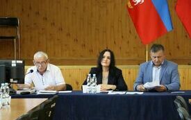 Z XIX sesji Rady Powiatu Włoszczowskiego 15