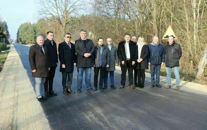 Zdjęcie do  Dokonano odbioru zmodernizowanej drogi powiatowej na odcinku Bałk&oacute;w - Dzierzg&oacute;w