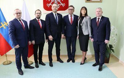 Zdjęcie do Rok temu Prezydent RP dr Karol Nawrocki odwiedził Włoszczowę
