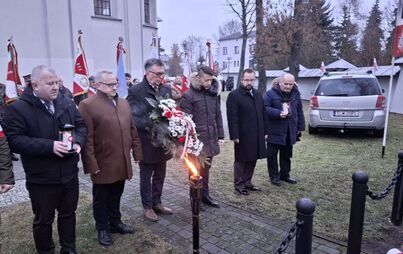 Zdjęcie do Powiatowe Obchody Narodowego Dnia Pamięci Żołnierzy  Armii Krajowej we Włoszczowie