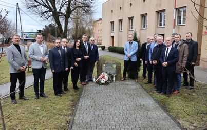 Zdjęcie do Z XXVII sesji Rady Powiatu Włoszczowskiego
