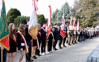 Zdjęcie do Uroczystości upamiętniające 82. rocznicę bitwy na Zwierzyńcu