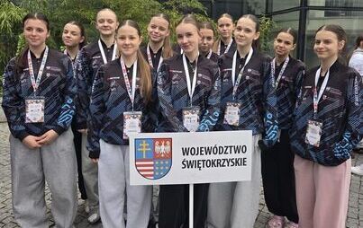 Zdjęcie do Siatkarki z powiatu włoszczowskiego uczestniczyły w Og&oacute;lnopolskiej Olimpiadzie