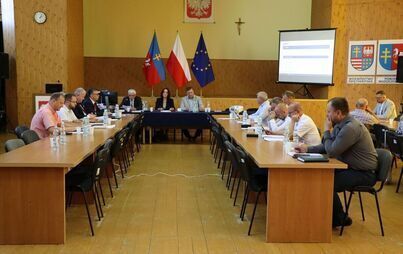 Zdjęcie do Z XXXI sesji Rady Powiatu Włoszczowskiego