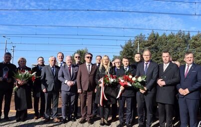 Zdjęcie do 20. rocznica otwarcia peronu &bdquo;Włoszczowa P&oacute;łnoc&rdquo;. Pamięć, kt&oacute;ra zobowiązuje