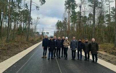 Zdjęcie do Otwarto przebudowaną drogę powiatową w Woli Wiśniowej