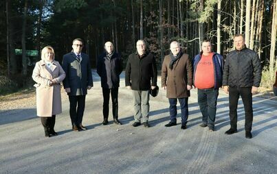 Zdjęcie do Wyremontowano cztery odcinki dr&oacute;g powiatowych na terenie gminy Krasocin