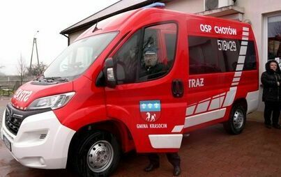 Zdjęcie do Ochotnicza Straż Pożarna w Chotowie ma nowy specjalny samoch&oacute;d pożarniczy