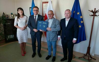 Zdjęcie do Powiat uzyskał dofinansowanie dla Parafii w Chlewicach