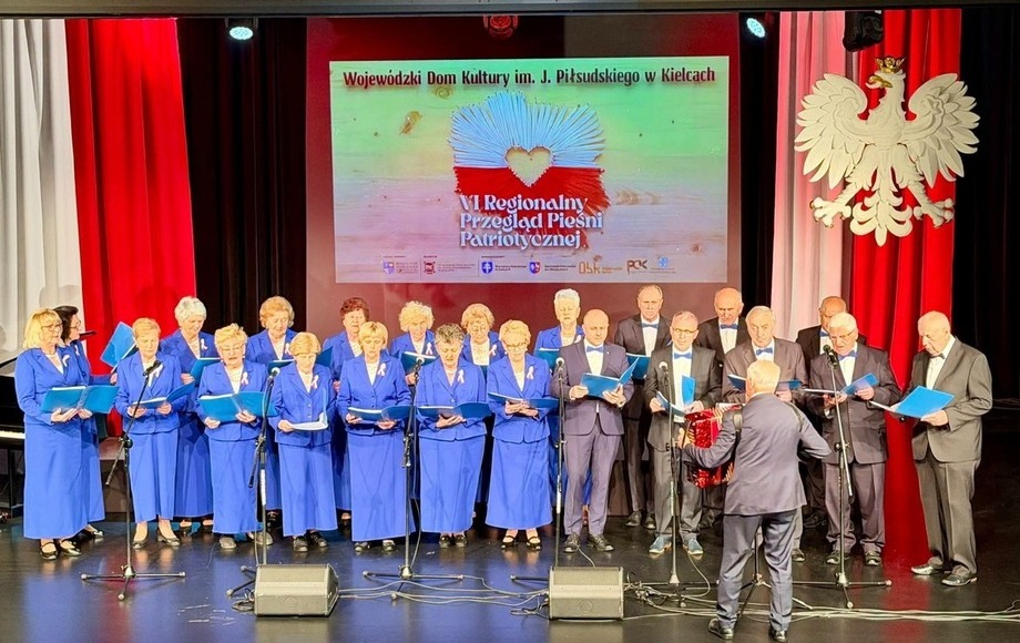 Chór Seniora „Niezastąpieni” z Włoszczowy zdobył II miejsce w Kielcach